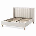 Lit double Xernavik en tissu beige 160x200 cm avec sommier à lattes, style contemporain, visible dans l'image.